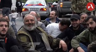 Участники шествия из Киранца в Ереван. 5 мая 2024 г. Фото: Armenia Today https://armeniatoday.news/politics-ru/741784/