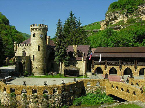 Ставропольский край, "Замок коварства и любви". Фото с сайта www.panoramio.com