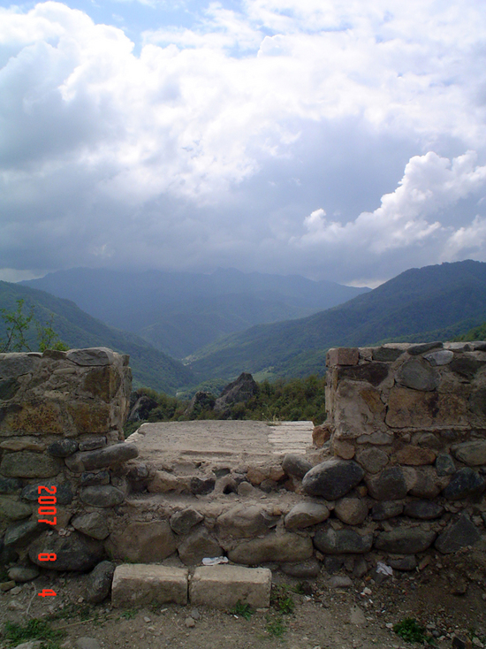 Вид с площадки монастыря Гандзасар.