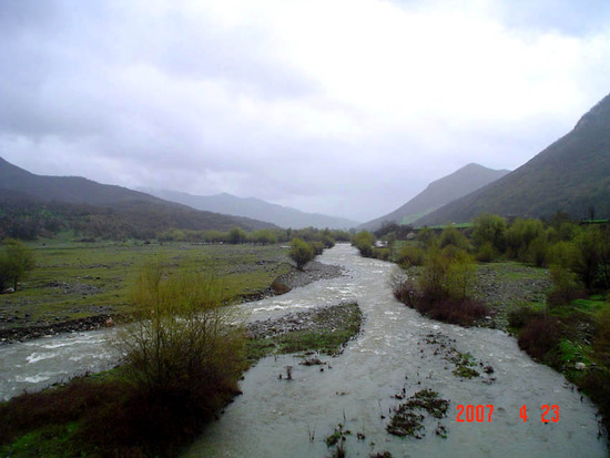 Река Хачен. Мардакертский район. Нагорный Карабах.