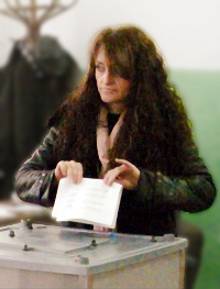 Голосование на выборах президента Южной Осетии. Цхинвал, 25 марта 2012 г. Фото Марии Котаевой для "Кавказского узла"