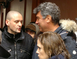 Сергей Удальцов (слева) и Борис Немцов во время акции. Москва, 9 апреля 2012 г. Фото Юлии Буславской для "Кавказского узла"