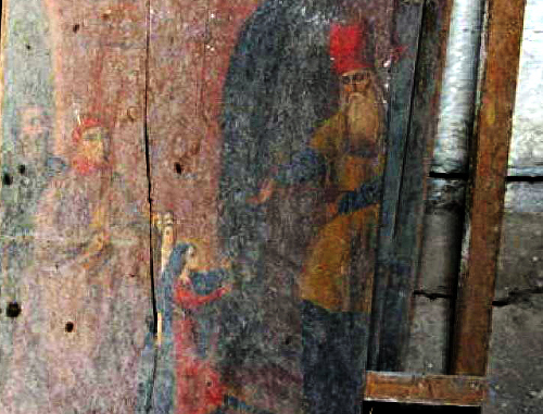 Фрагмент иконы из храма в Эредви, поврежденной во время событий 2008 г. Южная Осетия, 12 сентября 2012 г. Фото Сони Хубаевой