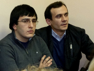 Зураб Рамазанов (слева) и Фуад Мирзоев. Москва, 2 ноября 2012 г. Фото Юлии Буславской для "Кавказского узла"