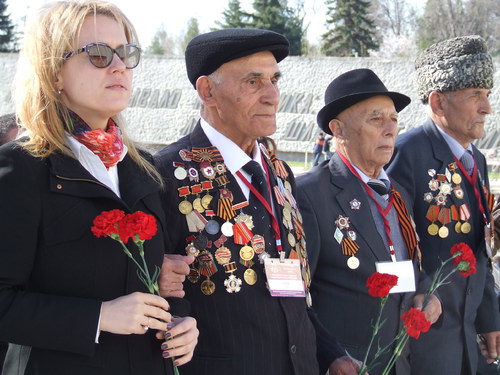 Участники форума на Мамаевом кургане. Волгоград, 25 апреля 2013 г. Фото Эдиты Бадасян для "Кавказского узла" 