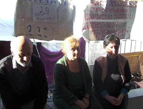 Участники голодовки протеста. Тбилиси, апрель 2013 г. Фото Эдиты Бадасян для "Кавказского узла"