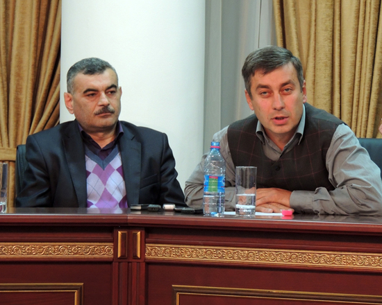 По ситуации есть что сказать Владимиру Карапетяну (справа), экс-пресс-секретарю МИДа РА, представителю партии «Армянский национальный конгресс».