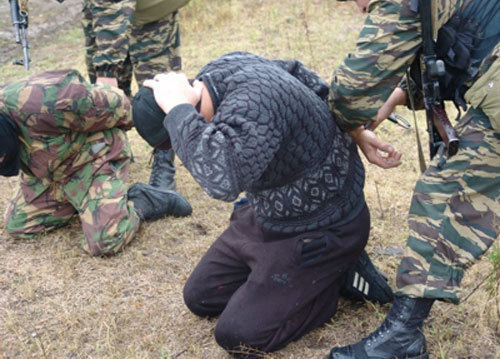 Задержание боевиков причастных к нападению на Нальчик в 2005 году. Фото с сайта http://news.1777.ru