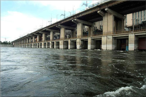 Волжская ГЭС. Фото с сайта http://ru.wikipedia.org
