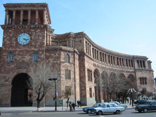 Ереван, Площадь Республики. Фото с сайта http://ru.wikipedia.org