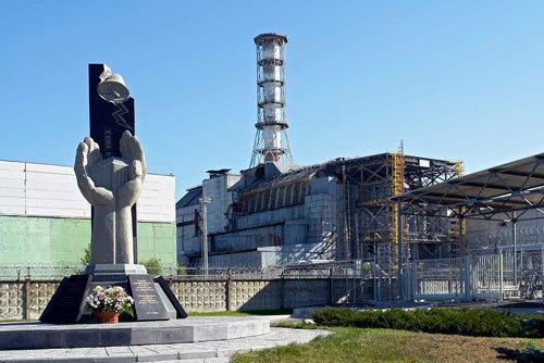 Чернобыльская АЭС. Фото с сайта http://ru.wikipedia.org
