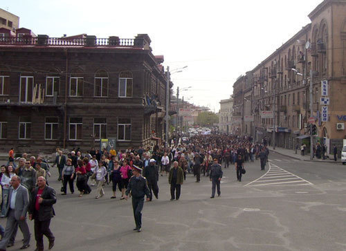 Ереван, шествие по улицам города. Фото "Кавказского узла"