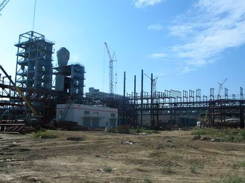 Строительство комплекса производства полипропилена в г. Буденновск. Фото с сайта www.nzm.ru