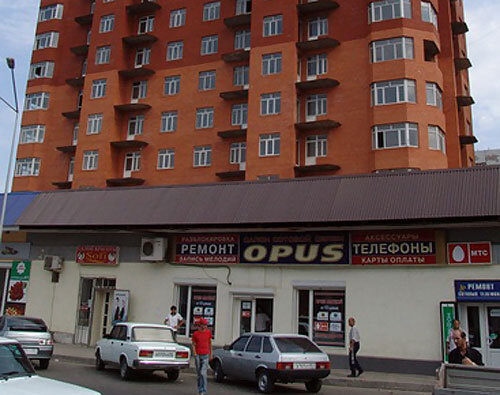 Махачкала, многоэтажные жилые дома на ул. М.Ярагского. Фото с сайта www.mkala.ru, автор Николай Белоусов