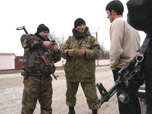 Чечня, Грозный, сотрудники милиции. Фото с сайта www.chechnyafree.ru