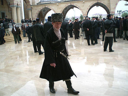 Чечня, Грозный, на открытии Исламского центра. Фото с сайта www.chechnyafree.ru