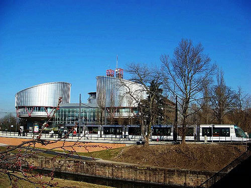 Страсбург, Европейский суд по правам человека (ЕСПЧ). Фото с сайта www.flickr.com/photos/beanbiscuit