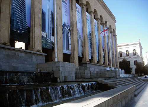 Тбилиси, парламент Грузии. Фото "Кавказского Узла"