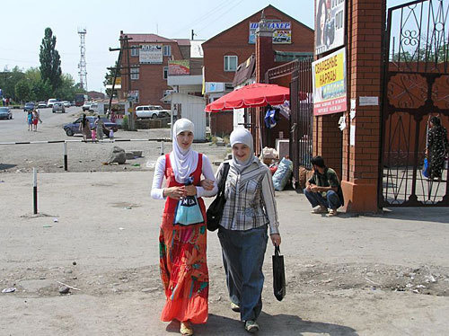 Ингушетия, Назрань. Фото с сайта www.venividi.ru/user/183, автор Артём Русакович