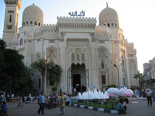 Египет, Александрия, Мечеть Эль-Мурси Абуль Аббаса. Фото с сайта http://ru.wikipedia.org