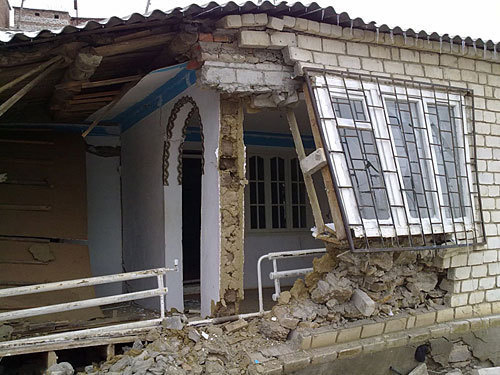 Дагестан, Махачкала. Дом на улице Багандова, разрушенный оползнем. Фото "Кавказского Узла"