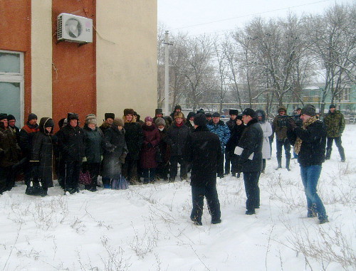 Митинг сотрудников "Донской водной компании" в городе Зверево Ростовской области. 1 февраля 2012 г. Фото предоставлено участниками мероприятия