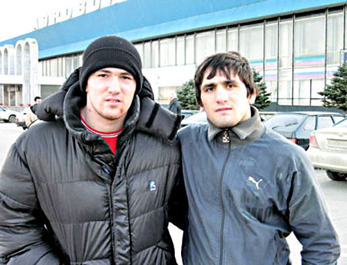 Спортсмены Бахтияр Ахмедов (слева) и Ширвани Мурадов. Фото: shax-dag.ru