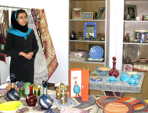 Первая специализированная выставка Ирана открылась в Махачкале. Дагестан, 12 апреля 2012 г. Фото Тимура Исаева для «Кавказского узла»