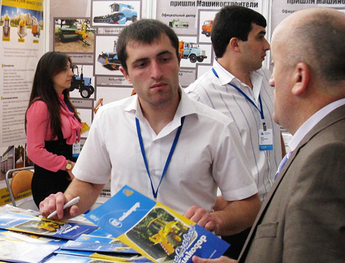 В одном из павильонов Дагестанского экономического форума. Махачкала, 8 июня 2012 г. Фото Тимура Исаева для "Кавказского узла"
