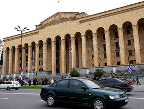 Здание парламента Грузии. Фото: Александр Имедашвили, newsgeorgia.ru