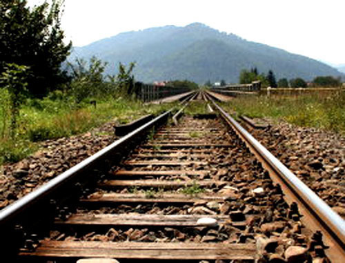 Железная дорога в Грузии. Фото http://www.newsgeorgia.ru