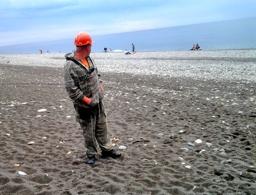 Пляж в Имеретинке. Сочи, осень 2012 г. Фото Светланы Берестеневой