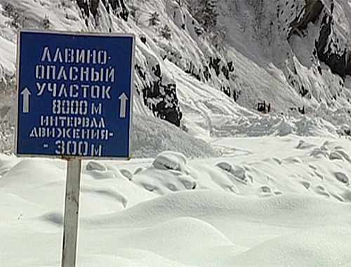 Предупреждение о возможном сходе лавин в горах Большого Сочи. Январь 2012 г. Фото: http://9tv.ru