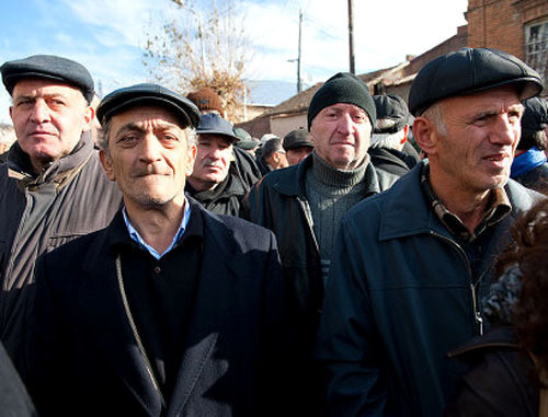 Участники акции с требованием отставки президента Грузии Михаила Саакашвили. Тбилиси, 4 января 2013 г. Фото: Александр Имедашвили, NEWSGEORGIA