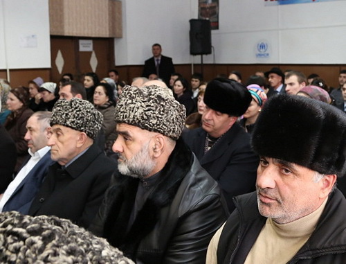 Участники встречи с главой Ингушетии Юнус-Беком Евкуровым в Карабулаке 16 февраля 2013 г. Фото: http://www.ingushetia.ru