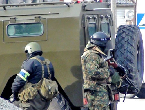 Сотрудники правоохранительных органов. Фото МВД по КБР, http://07.mvd.ru/