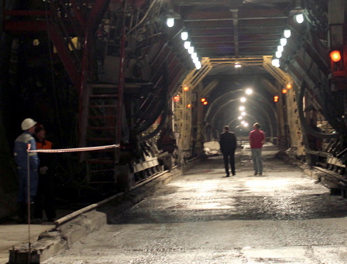 Идет реконструкция Рокского тоннеля. Северная Осетия, 17 мая 2013 г. Фото Эммы Марзоевой для "Кавказского узла"