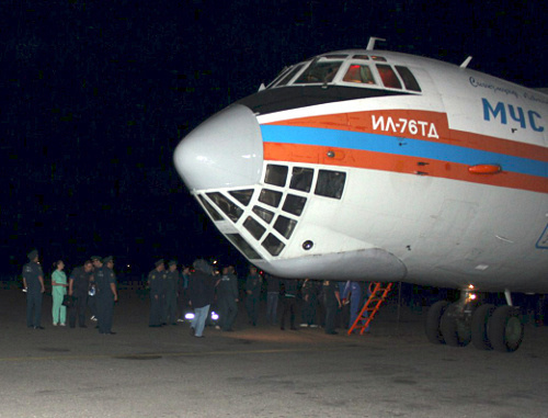 Ил-76 МЧС России, прибывший за пострадавшими в результате теракта, в аэропорту Махачкалы. 20 мая 2013 г. Фото пресс-службы МЧС Дагестана, http://www.05.mchs.gov.ru