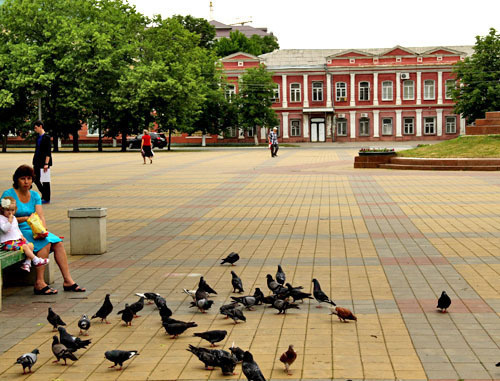 Площадь имени Ленина в Майкопе. 25 мая 2013 г. Фото Олега Чалого для "Кавказского узла"
