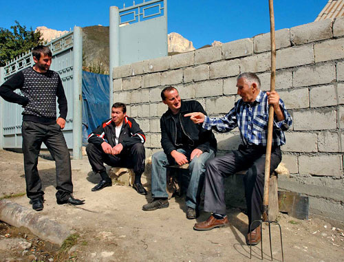 Жители селения Безенги Кабардино-Балкарии. Фото: Центр социально-экономических исследований регионовhttp://ramcom.net/