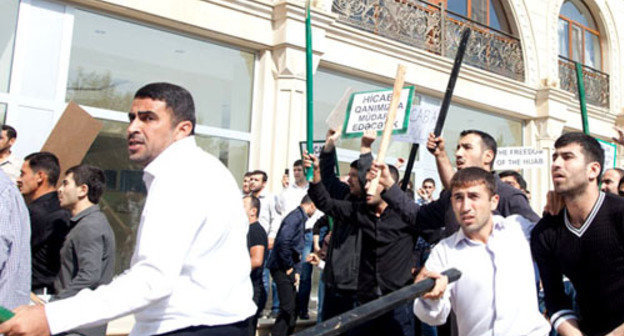 Акция протеста против запрета на ношение хиджаба в школах. Баку, 5 октября 2012 г. Фото Азиза Каримова для "Кавказского узла"