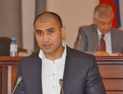 Тимур Сагеев избран председателем молодежного парламента Северной Осетии. Владикавказ, 4 июня 2013 г. Фото Дмитрия Тамерланова