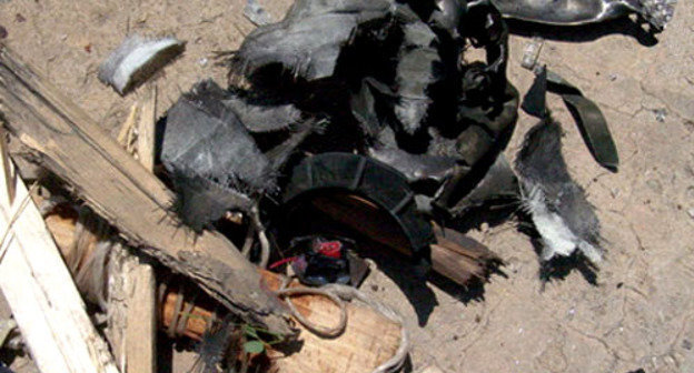 Обезвреженный саперами гранатомет, который обнаружили на световой вышке стадиона в Назрани. Игушетия, 28 июня 2013 г. Фото http://nac.gov.ru/ 

