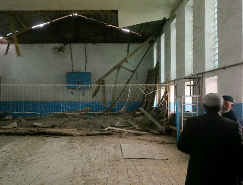 Спортивный зал школы села Ахалчи. Дагестан, Хунзахский район, июль 2013 г. Фото предоставлено школьной администрацией.