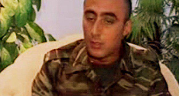 Ашот Инджигулян во время интервью, организованного азербайджанским телеканалом ANS. Кадр из видеорепортажа, размещенного на Youtube, http://www.youtube.com/user/anspresswsnews