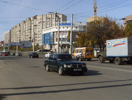 Ставрополь, автомобили на перекрестке. Фото: NSA52, http://ru.wikipedia.org