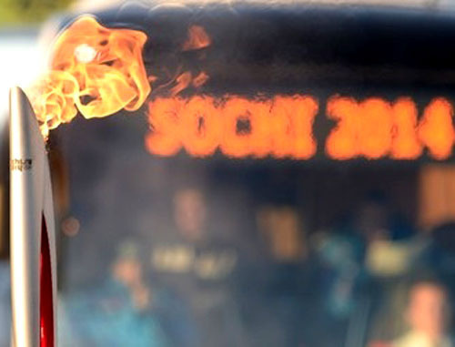 Олимпийский огонь. Фото: пресс-служба оргкомитета Сочи-2014