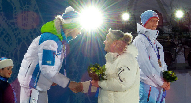 Награждение победителей 4-го дня Олимпиады. Сочи, 10 февраля 2014 г. Фото: Val 202, http://www.flickr.com/photos/val202/12444719244