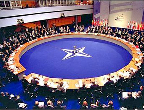 Саммит стран НАТО. Фото: Cantus at en.wikipedia http://ru.wikipedia.org/