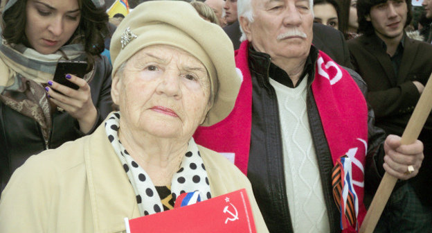 Участники митинга в поддержку присоединения Крыма. Нальчик, 18 марта 2014 г. Фото Людмилы Маратовой для "Кавказского узла"